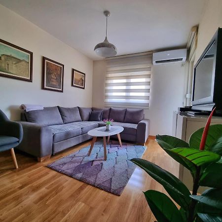 Riverside Apartment Подгорица Екстериор снимка