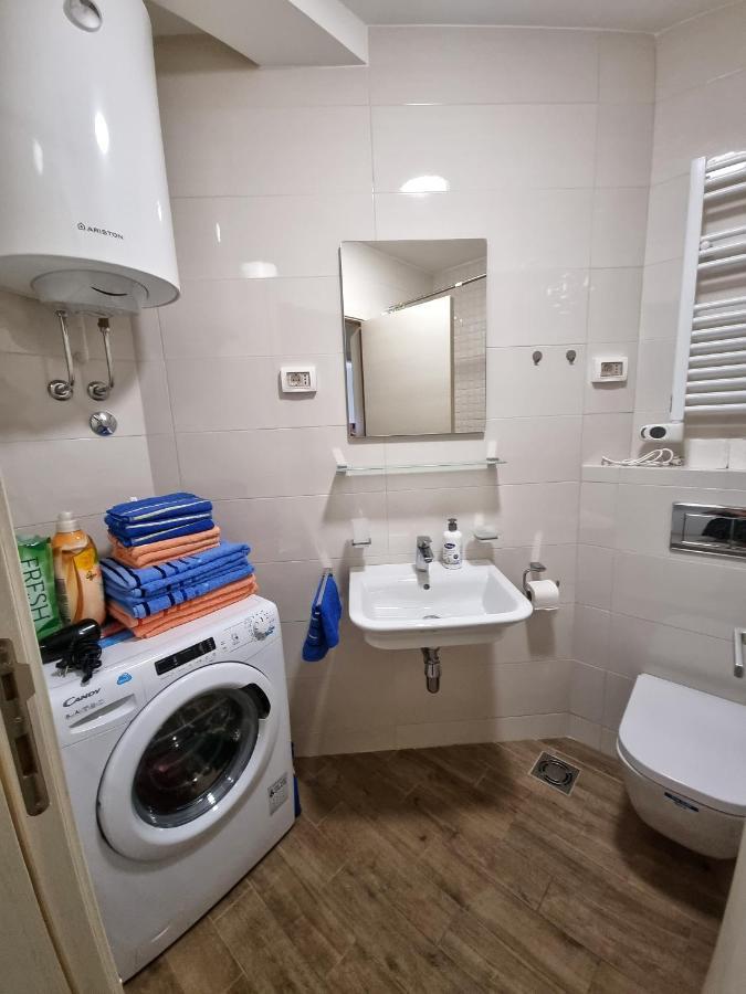 Riverside Apartment Подгорица Екстериор снимка